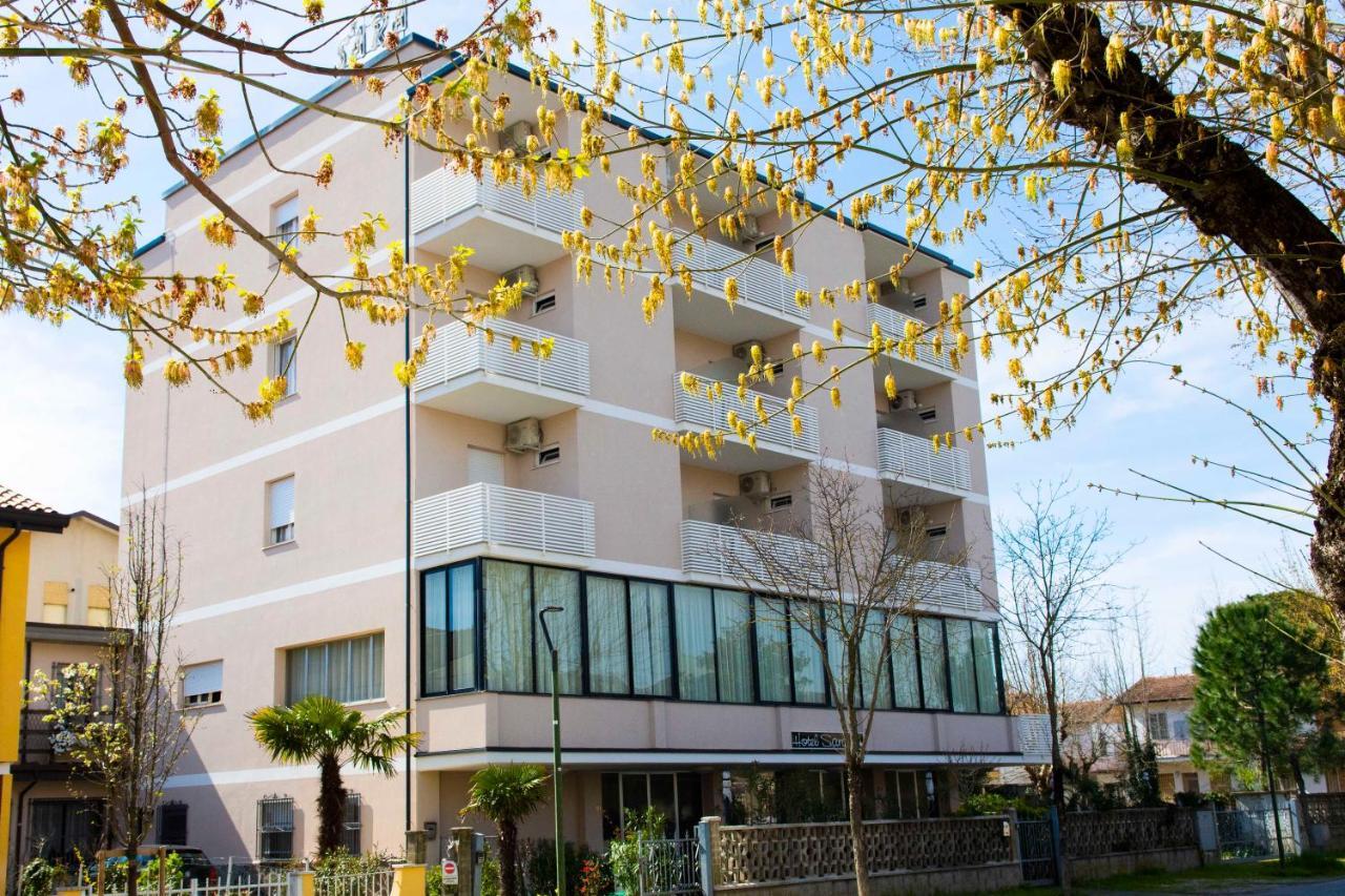 Hotel Sara Cesenatico Esterno foto