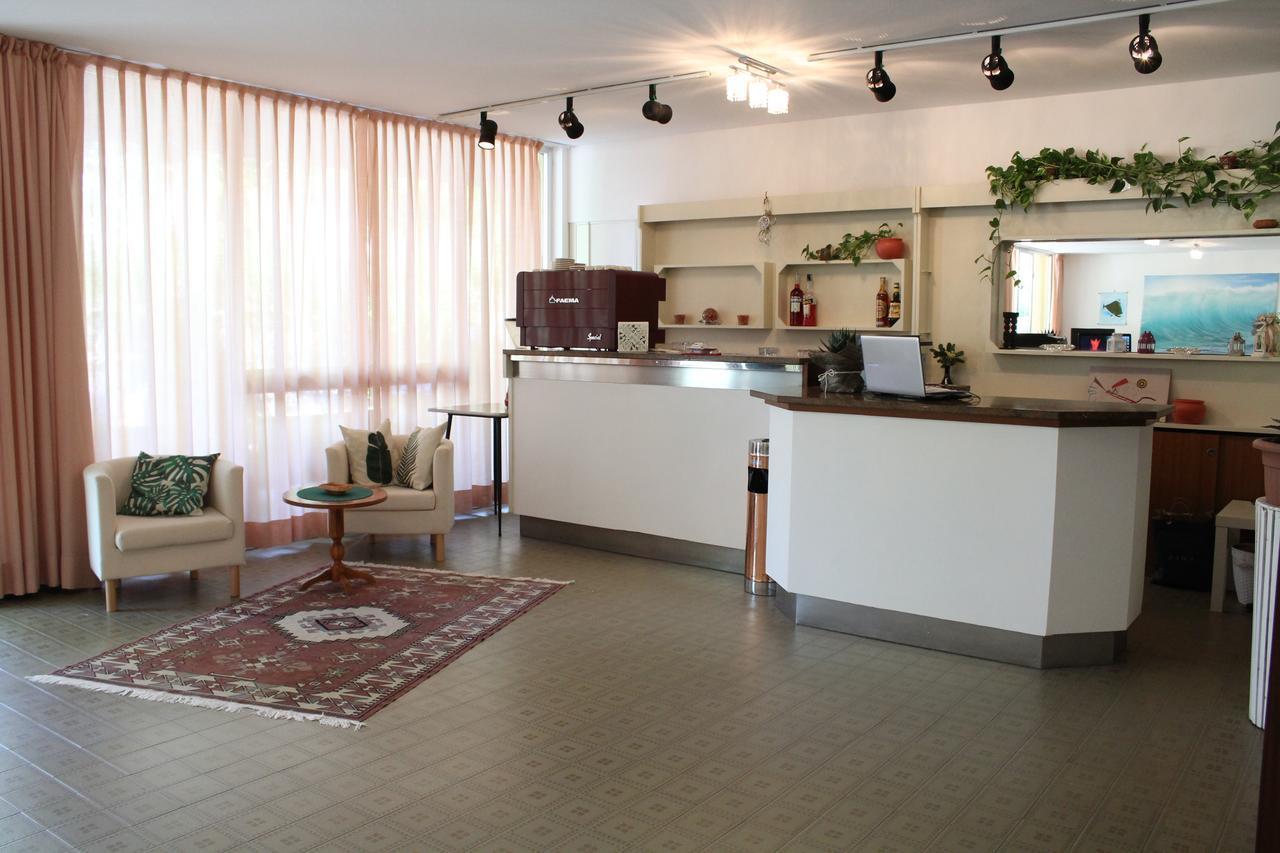 Hotel Sara Cesenatico Esterno foto
